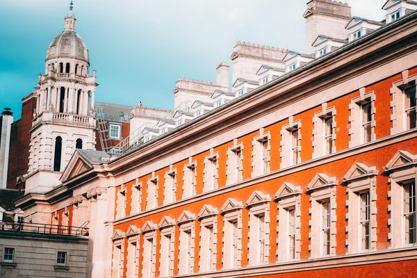 How can tourists book guided tours of underground Roman city remains in London?