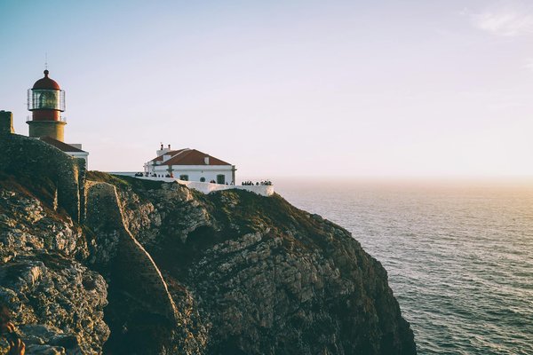 What amenities should a holiday rental in Northumberland provide for stargazing enthusiasts?